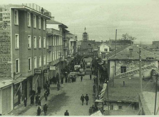 Deşifre, makale ve metin yazarlığı, kitap özeti