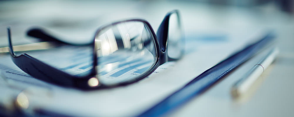 Şirket ve işletmelerin sicil işlemleri ile ilgili işleriniz yapılır.