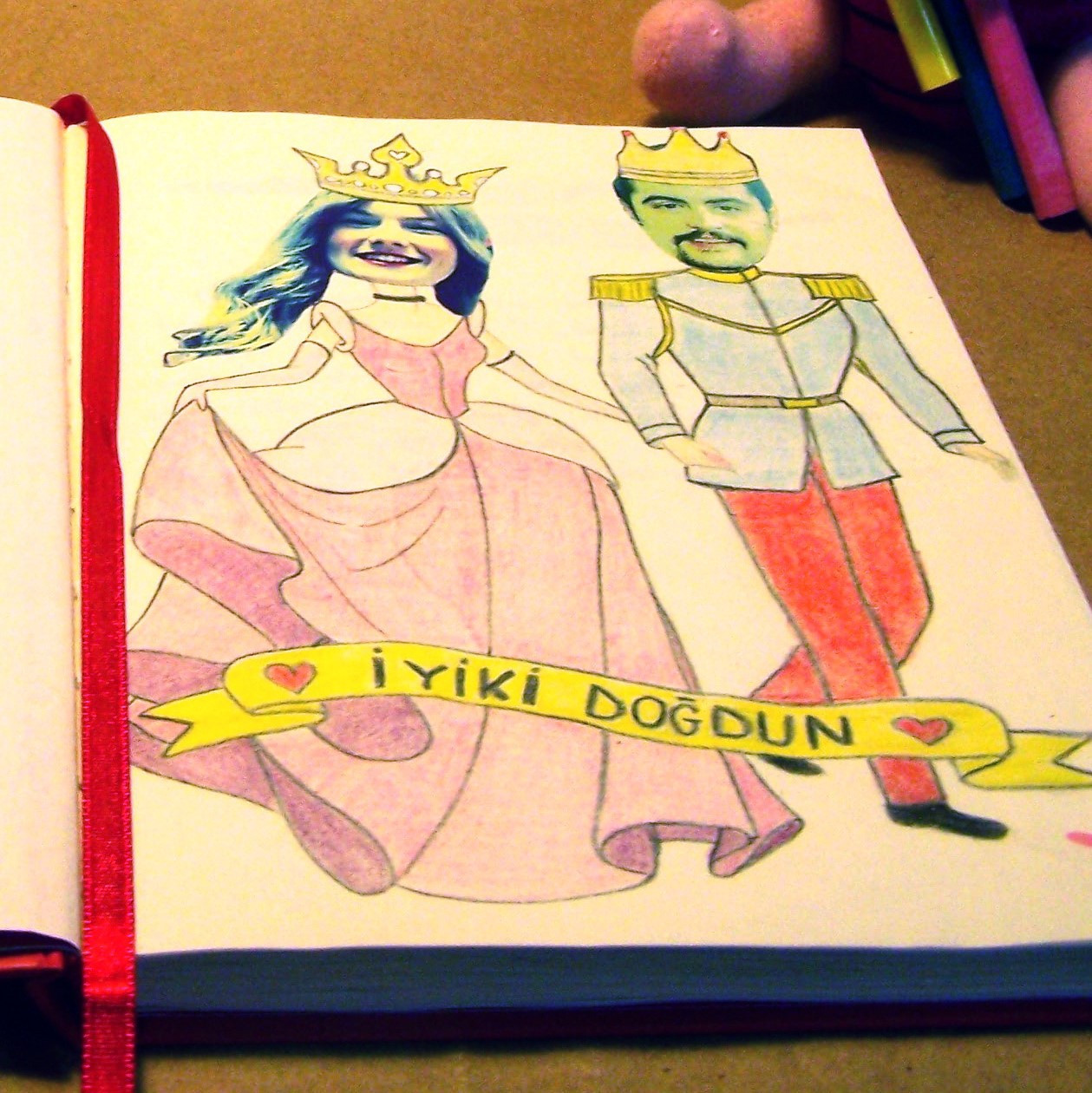 Sizi istediğiniz kahramana ya da karaktere dönüştürebilirim.