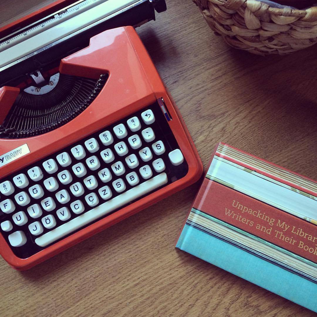 Bloglara samimi ve akıcı bir dilde içerik hazırlayabilirim.