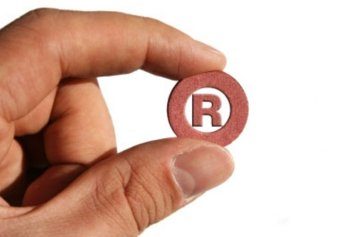 Marka tescil işlemlerinize yardımcı olurum.