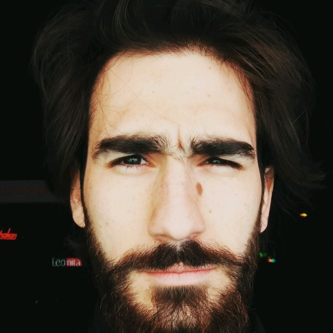 Videolarınızın kurgusunu profesyonelce yapabilirim